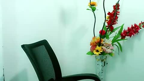 Snapshot of divinegrace10 chatting on December 2024 04:13:01 AM     Divine Grace Close To Your Hear online show from December 2024 04:13:01 AM