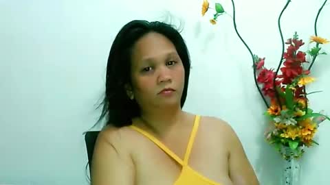 Snapshot of divinegrace10 chatting on January 2025 03:11:02 AM     Divine Grace Close To Your Hear online show from January 2025 03:11:02 AM