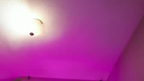 DivineLynn online show from February 2026 02:50:02 PM