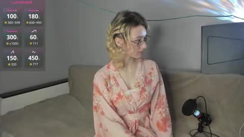 Silvia online show from January 2026 03:16:01 PM