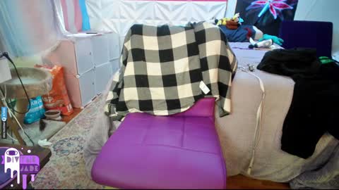 Jade Divyne online show from December 2024 06:42:01 PM