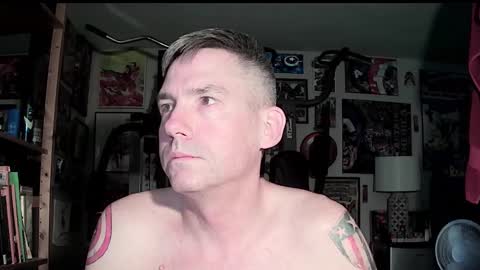 dix_handley_50 online show from October 2025 12:24:02 PM