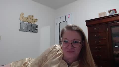 Snapshot of dixie_comanche chatting on January 2025 03:23:01 AM dixie_comanche online show from January 2025 03:23:01 AM