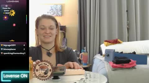 Snapshot of dixie_comanche chatting on March 2025 02:25:02 AM dixie_comanche online show from March 2025 02:25:02 AM