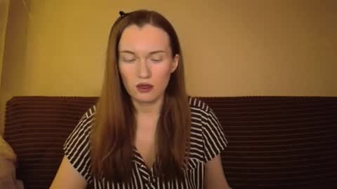 Snapshot of dixiemiller chatting on December 2024 10:42:02 PM Dixiemiller online show from December 2024 10:42:02 PM