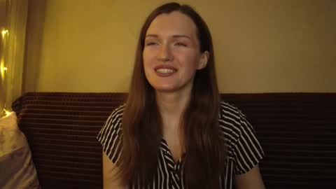 Snapshot of dixiemiller chatting on January 2025 03:56:02 AM Dixiemiller online show from January 2025 03:56:02 AM