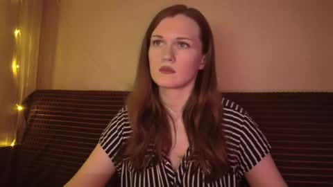 Snapshot of dixiemiller chatting on February 2025 03:03:01 AM Dixiemiller online show from February 2025 03:03:01 AM