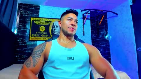 Dixon online show from November 2025 09:39:02 PM