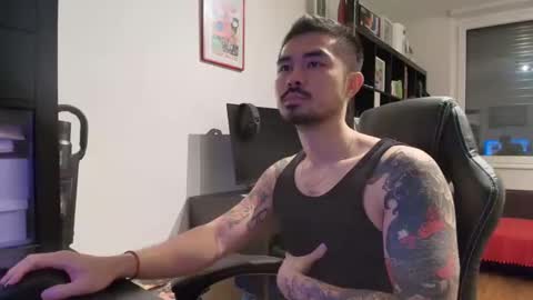 Snapshot of dixonhuang chatting on October 2025 06:03:01 PM D online show from October 2025 06:03:01 PM