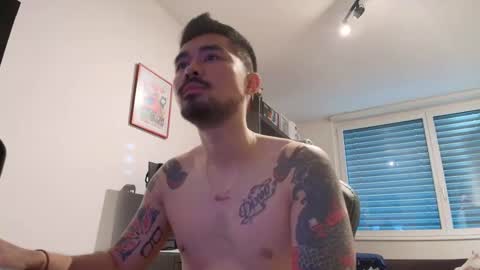 Snapshot of dixonhuang chatting on November 2025 02:05:01 PM D online show from November 2025 02:05:01 PM