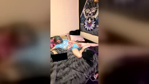 diztraxtion2468 online show from April 2026 03:56:01 AM