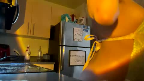 dizzinsweatyy online show from March 2025 08:32:01 PM