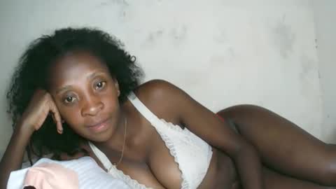 djamellah online show from April 2026 10:47:01 PM