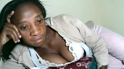 Snapshot of djamellah chatting on July 2026 01:22:01 AM djamellah online show from July 2026 01:22:01 AM