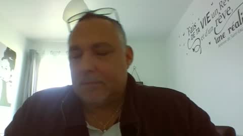 djeauzy77 online show from April 2026 08:06:01 AM