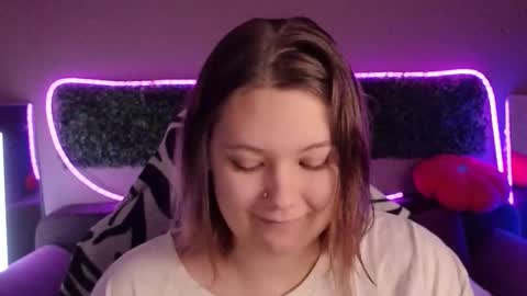 Snapshot of djennapalme chatting on November 2025 02:32:01 AM Jenia online show from November 2025 02:32:01 AM