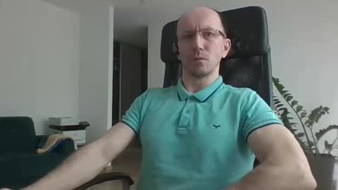 djentlemen1 online show from April 2026 07:09:02 AM