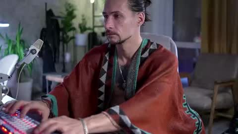 Silverhand online show from October 2025 06:44:01 AM