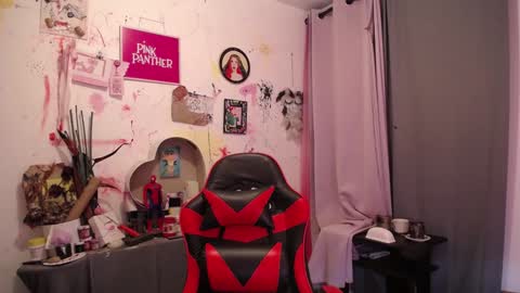 Snapshot of dlacarra chatting on December 2024 02:12:01 AM David Lucky 13 online show from December 2024 02:12:01 AM