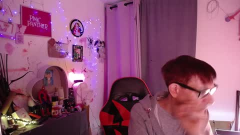 Snapshot of dlacarra chatting on December 2024 01:26:02 AM David Lucky 13 online show from December 2024 01:26:02 AM