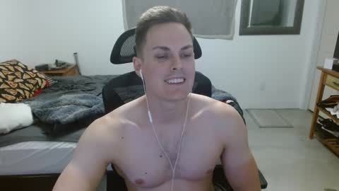 Snapshot of dmoney212 chatting on December 2024 03:25:01 AM dmoney212 online show from December 2024 03:25:01 AM