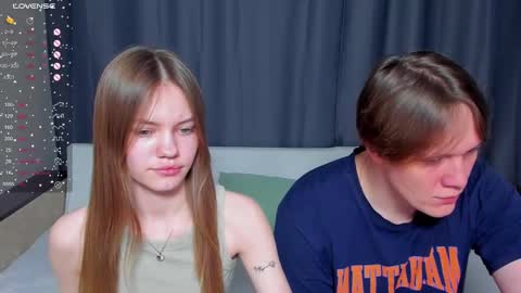 Snapshot of do_dick chatting on February 2025 04:44:02 AM Polly and Kiriko online show from February 2025 04:44:02 AM