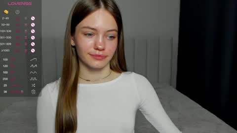 Polly and Kiriko online show from April 2026 02:49:01 PM