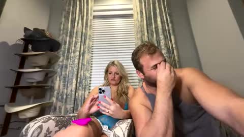 docwife12 online show from January 2026 03:44:01 AM