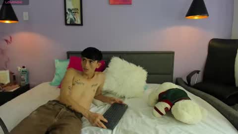 Dodoy Criss online show from September 2025 04:44:02 PM
