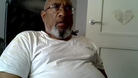 Snapshot of dofrank969 chatting on June 2026 01:24:02 PM dofrank969 online show from June 2026 01:24:02 PM