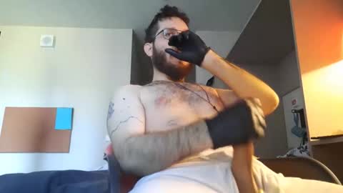 dogwithamohawk online show from October 2025 08:26:01 AM