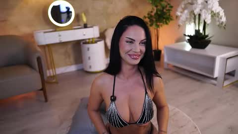 Snapshot of dolce_tentacion chatting on October 2025 09:21:01 AM Monica online show from October 2025 09:21:01 AM