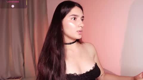 Snapshot of dolceangel__ chatting on October 2025 04:10:01 AM Blair online show from October 2025 04:10:01 AM