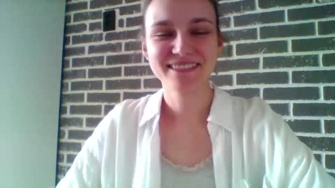 dolcezza_ online show from April 2026 11:21:01 AM