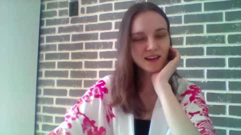 dolcezza_ online show from April 2026 11:28:01 AM