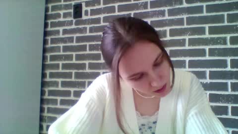 dolcezza_ online show from April 2026 10:29:01 AM