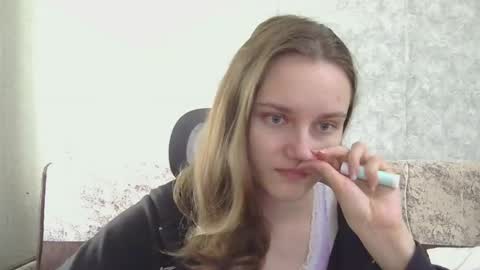 dolcezza_ online show from June 2026 11:57:01 AM
