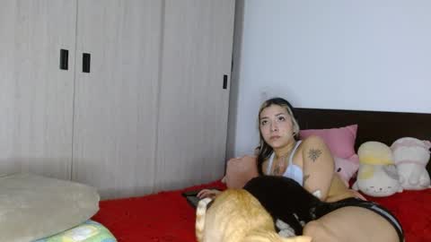 Auro and Santiago online show from February 2025 03:06:02 AM