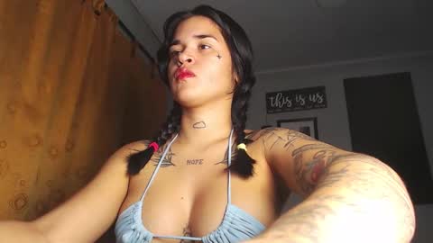 doll_and_thebrown online show from October 2025 11:02:02 PM