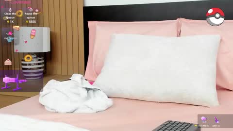 Bella  online show from February 2025 11:26:02 PM