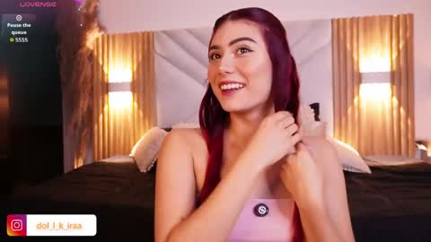 doll_kira_ online show from May 2026 02:57:02 PM