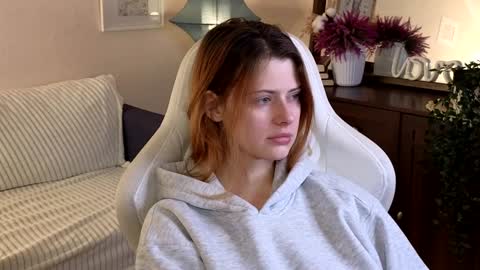 Your doll Lesli online show from December 2024 02:17:02 PM