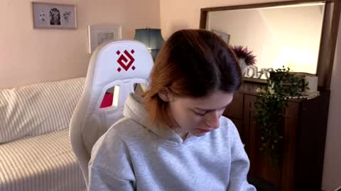 Your doll Lesli online show from December 2024 02:13:02 PM