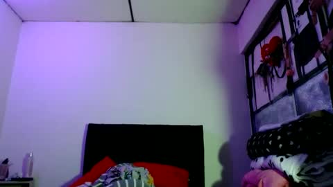 Catherine XXX online show from January 2025 05:48:01 AM