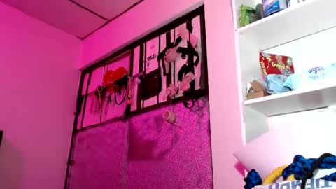 Catherine XXX online show from January 2025 04:18:02 AM