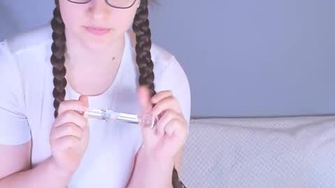 Tessa online show from April 2026 03:06:01 PM