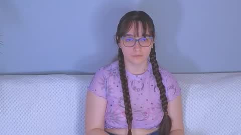 Snapshot of doll_tessa chatting on April 2026 02:52:02 PM Tessa online show from April 2026 02:52:02 PM