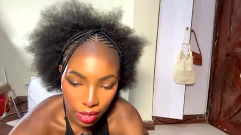 Doll online show from October 2025 02:13:02 PM