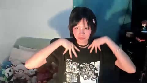 mina online show from September 2025 12:23:01 AM