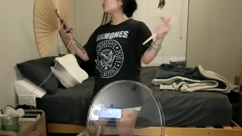 Snapshot of dolllface chatting on December 2024 11:49:02 PM DOLLLFACE online show from December 2024 11:49:02 PM